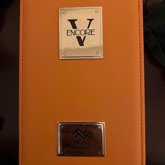 Encore V Extrait de Parfum - Picture 2 of 3